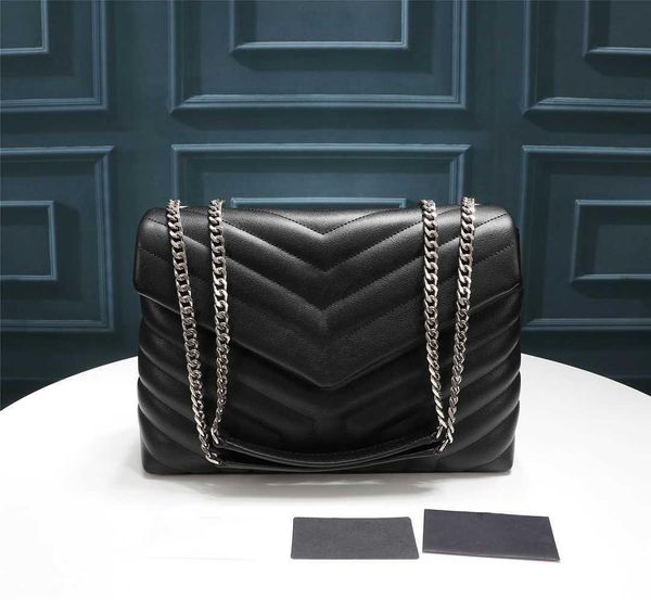 howellwong designer shoulder bag matelasse calfskin y quilted overstitching leather and grosgrain lining large-capacity message
howellwong designer shoulder bag matelasse calfskin y quilted overstitching leather and grosgrain lining large-capacity message