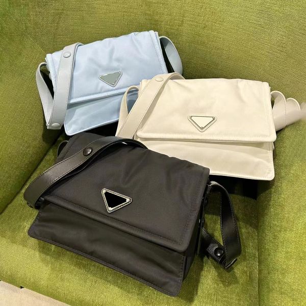 re-edition triangle cini large square nylon handbag luxury designer womens mens clutch crossbody bags with shoulder strap postman totes hobo
re-edition triangle cini large square nylon handbag luxury designer womens mens clutch crossbody bags with shoulder strap postman totes hobo