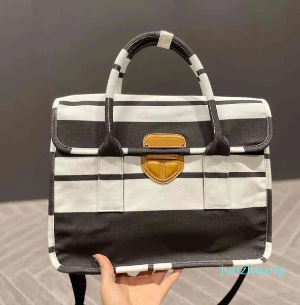 pra da bag vintage totes bag designer bag canvas handbags women handbag purse fashion strip 222 underarm bags ladies wallet solid color 2209
pra da bag vintage totes bag designer bag canvas handbags women handbag purse fashion strip 222 underarm bags ladies wallet solid color 2209