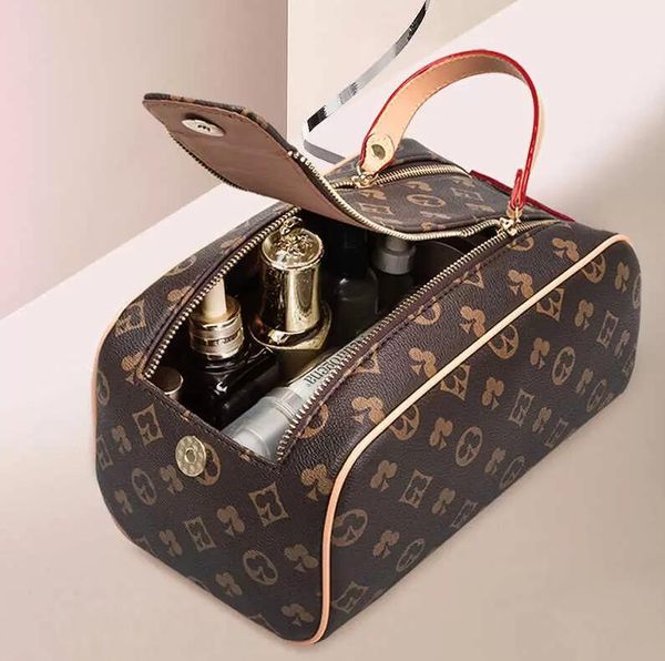 makeup bags toiletry pouch cosmetic women makeup bag cases make up bag women toiletry bag travel bags clutch handbags purses mini250r, Red;black
makeup bags toiletry pouch cosmetic women makeup bag cases make up bag women toiletry bag travel bags clutch handbags purses mini250r, Red;black