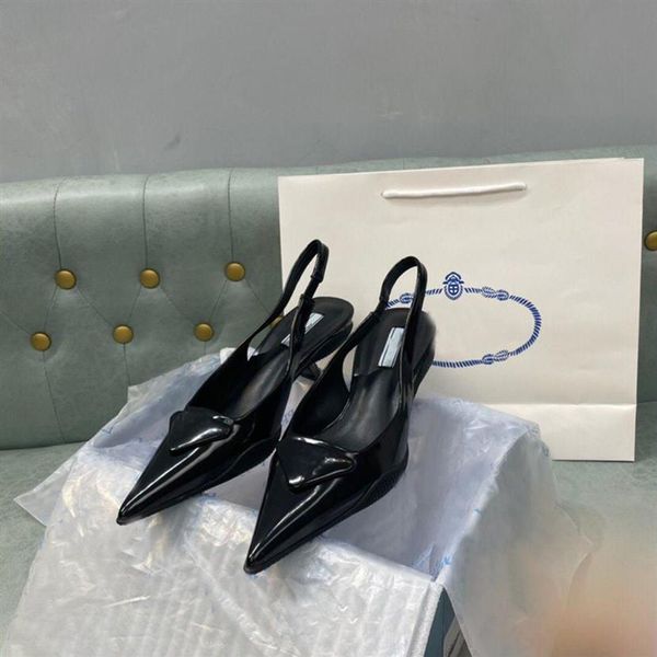 super quality brand women sandals pumps low heel luxury designer brushed leather slingback pump lady wedding party dress shoes279k, Black
super quality brand women sandals pumps low heel luxury designer brushed leather slingback pump lady wedding party dress shoes279k, Black