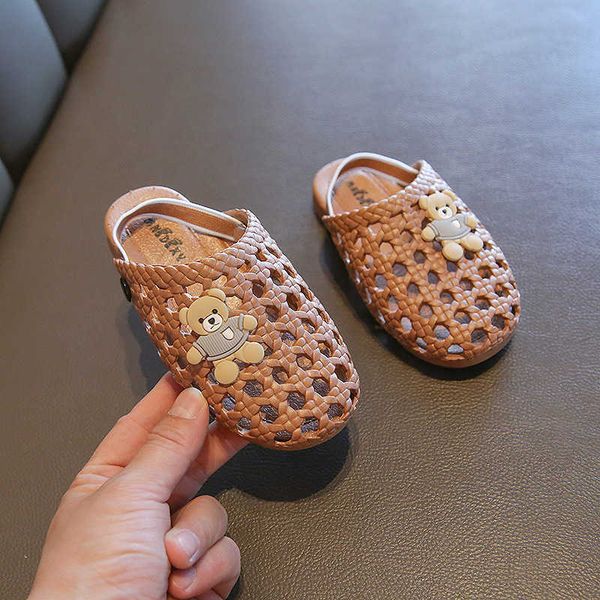 slipper boys hollow all-match flat bottom bear patch slippers non-slip 2022 woven child covered toes sandals for girls four seasons new 0203, Black;grey
slipper boys hollow all-match flat bottom bear patch slippers non-slip 2022 woven child covered toes sandals for girls four seasons new 0203, Black;grey