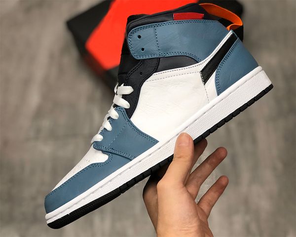facetasm x 1s basketball shoes jumpman 1 mid fearless black white blue outdoor trainers mens womens designer sports sneakers with box, Red;white
facetasm x 1s basketball shoes jumpman 1 mid fearless black white blue outdoor trainers mens womens designer sports sneakers with box, Red;white