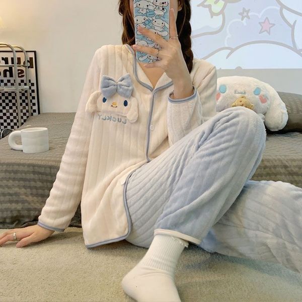 women's sleepwear facecloth pajama's autumn and winter flannel thickened ins wind coral velvet home wear set pajama pjamas for wom, Black;red
women's sleepwear facecloth pajama's autumn and winter flannel thickened ins wind coral velvet home wear set pajama pjamas for wom, Black;red