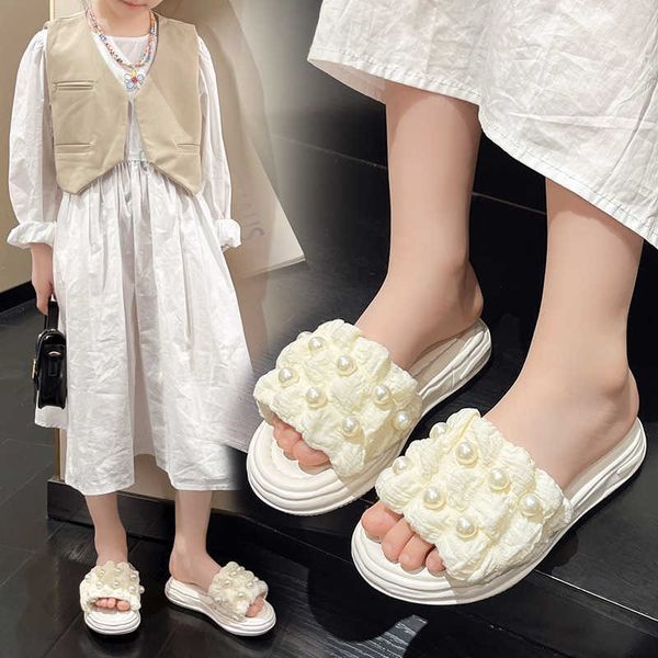 slipper summer platform soft anti slip floor home comfortable flat toddler shoes children slippers girl 0203, Black;grey
slipper summer platform soft anti slip floor home comfortable flat toddler shoes children slippers girl 0203, Black;grey