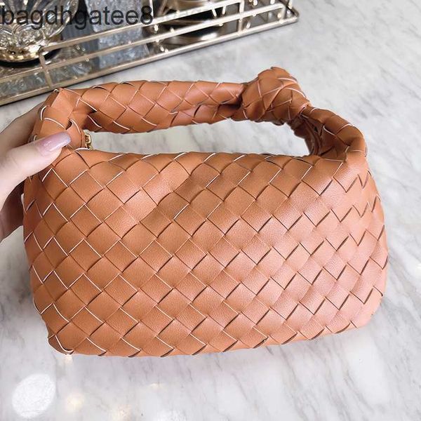 hand jodies vene knotted bag 2023 armpit designer bags handbag bottegas jodiebag woven ox horn cloud fashion women's zjsk
hand jodies vene knotted bag 2023 armpit designer bags handbag bottegas jodiebag woven ox horn cloud fashion women's zjsk