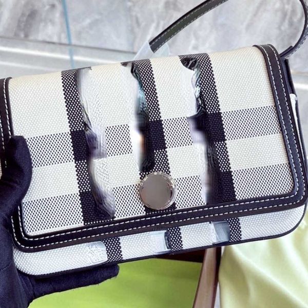 designer luxury burbrerity bags for women brown crossbody handbags vintage burbrery leather wallet paris plaid the totes bag fashion purses
designer luxury burbrerity bags for women brown crossbody handbags vintage burbrery leather wallet paris plaid the totes bag fashion purses