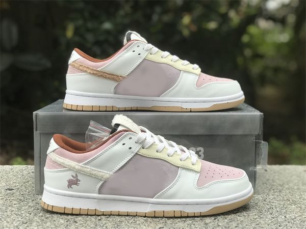 2023 release year of the rabbit shoes low og sail tan brown men women sports sneakers with original box, Red;white
2023 release year of the rabbit shoes low og sail tan brown men women sports sneakers with original box, Red;white