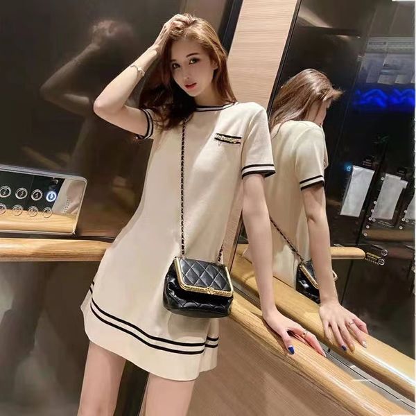2022 navy style round neck contrast design polo shirt short sleeve foreign style knitted dress women's fashion dress, Black;gray
2022 navy style round neck contrast design polo shirt short sleeve foreign style knitted dress women's fashion dress, Black;gray
