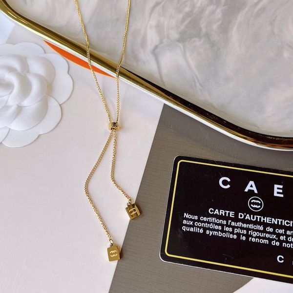 luxury designer pendant necklace necklaces 18k gold plated diamond letter women design love jewelry necklace gift accessories wedding party, Silver
luxury designer pendant necklace necklaces 18k gold plated diamond letter women design love jewelry necklace gift accessories wedding party, Silver