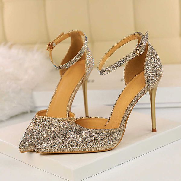 dress shoes 2022 women 10cm high heels sandals wedding scarpins glitter bridal heels fetish stiletto crystal glitter bright pumps shoes g230, Black
dress shoes 2022 women 10cm high heels sandals wedding scarpins glitter bridal heels fetish stiletto crystal glitter bright pumps shoes g230, Black