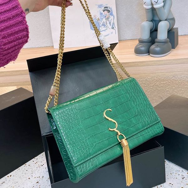 tassel alligator classic women shoulder bag leather quilted large capacity glossy luxuries designer women bag handbag trend card holder poch
tassel alligator classic women shoulder bag leather quilted large capacity glossy luxuries designer women bag handbag trend card holder poch