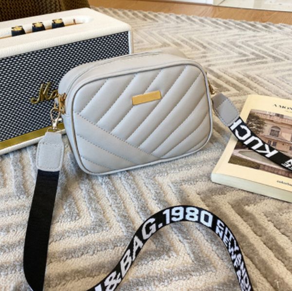 new arrival fashion women's small crossbody bag pu leather messenger bag zipper handbag purse summer travel bag for female c02
new arrival fashion women's small crossbody bag pu leather messenger bag zipper handbag purse summer travel bag for female c02