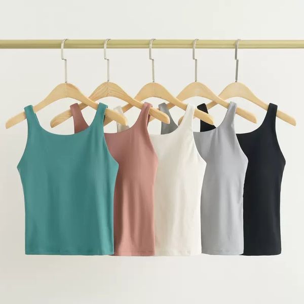 luluwomen women's yoga clothing vest with chest pad beautiful back long sports wear high-quality running fitness top
luluwomen women's yoga clothing vest with chest pad beautiful back long sports wear high-quality running fitness top