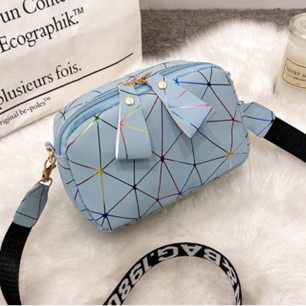 luxury tassel small messenger bag for women lingge embroidery casual female shoulder bag 2022 fashion ladies crossbody bags c06
luxury tassel small messenger bag for women lingge embroidery casual female shoulder bag 2022 fashion ladies crossbody bags c06
