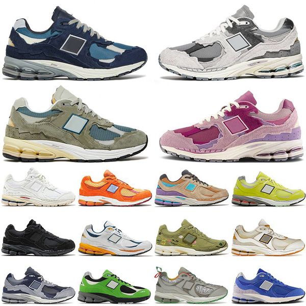 Image of Designer 2002R Athletic Sneakers New Casual Shoes Platform B2002R Protection Pack Pink Low Rain Cloud Wheat Men Women 2002 R Sports Trainers Jogging Walking