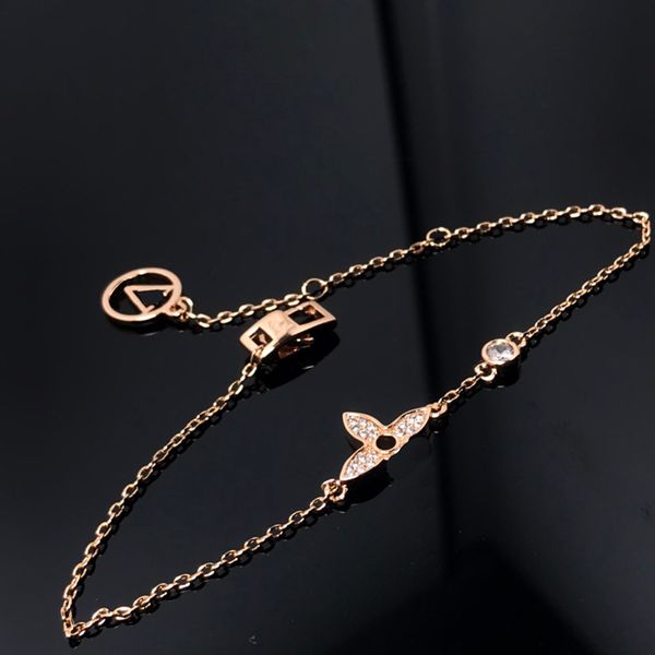 designers necklace luxurys necklaces diamond engraved letters design fashion styles jewelry casual style valentine day gift jewelrys versati, Silver
designers necklace luxurys necklaces diamond engraved letters design fashion styles jewelry casual style valentine day gift jewelrys versati, Silver