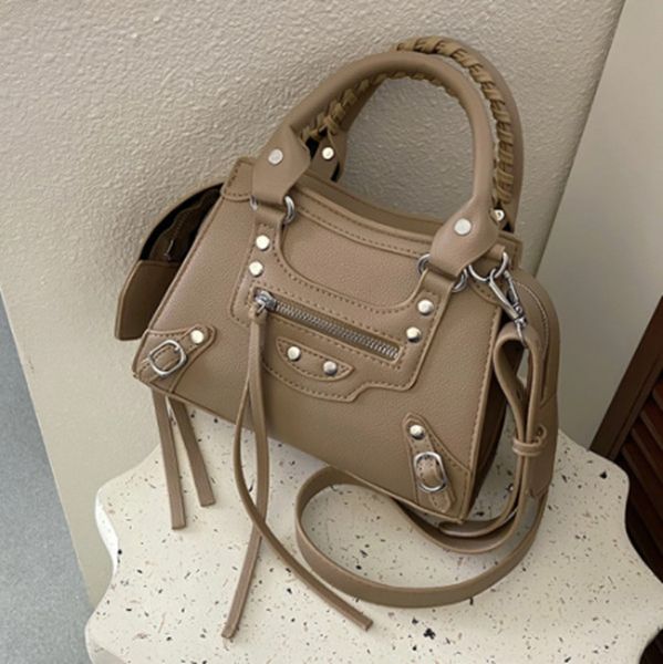 women's fashion handbag beautiful lady crossbody bag elegant pu leather one shoulder handbags shopping bag c02
women's fashion handbag beautiful lady crossbody bag elegant pu leather one shoulder handbags shopping bag c02