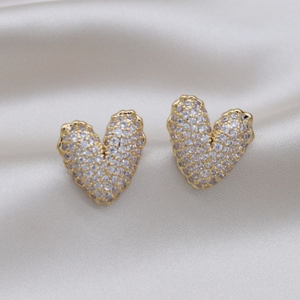 charm korea fashion jewelry exquisite luxurious full zircon heart earrings sweet and elegant women's evening party accessories, Golden
charm korea fashion jewelry exquisite luxurious full zircon heart earrings sweet and elegant women's evening party accessories, Golden