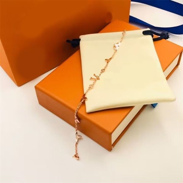 love bracelets luxury charm bracelet womens designer jewelry famous ornament simple popular flower charm pulsera plated gold silver letters, Golden;silver
love bracelets luxury charm bracelet womens designer jewelry famous ornament simple popular flower charm pulsera plated gold silver letters, Golden;silver