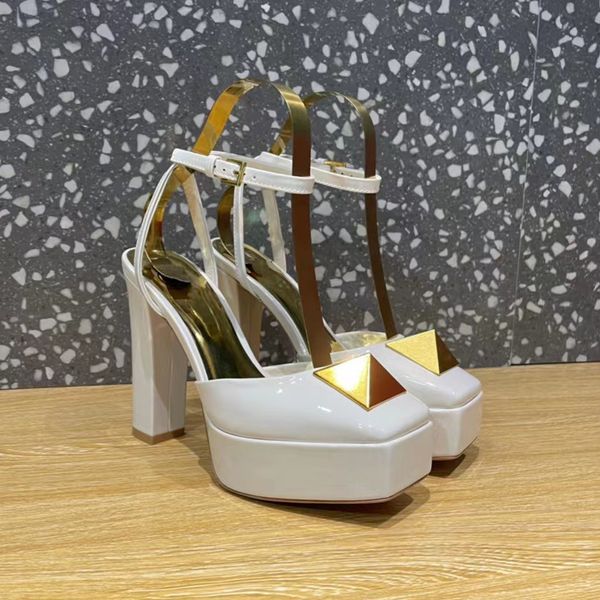 patent leather super high pumps dress shoes womens sandal 13cm luxury designers platform slingbacks classic buckle embellished ankle strap f, Black
patent leather super high pumps dress shoes womens sandal 13cm luxury designers platform slingbacks classic buckle embellished ankle strap f, Black