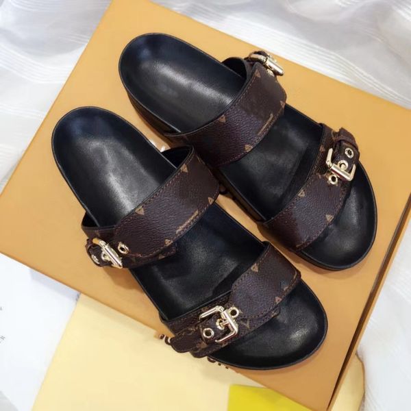luxury brand slippers leather men slides women flat heel beach shoes big head leather flat belt 2 straps with adjusted gold buckles summer o, Black
luxury brand slippers leather men slides women flat heel beach shoes big head leather flat belt 2 straps with adjusted gold buckles summer o, Black