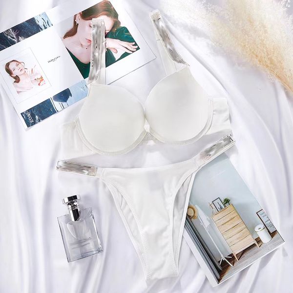 bras sets new women fashion lady invisible bras underwear sports traceless bra letter rhinestone lingerie three quarters adjusted straps new, Red;black
bras sets new women fashion lady invisible bras underwear sports traceless bra letter rhinestone lingerie three quarters adjusted straps new, Red;black