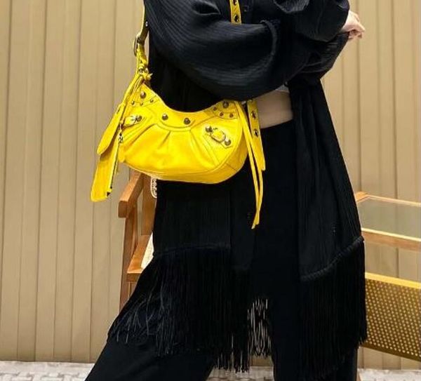5a designer telfars luxury crossbody shoulder bags women fashion leather handbags cross body satchels tote bag messenger designers belt bag
5a designer telfars luxury crossbody shoulder bags women fashion leather handbags cross body satchels tote bag messenger designers belt bag