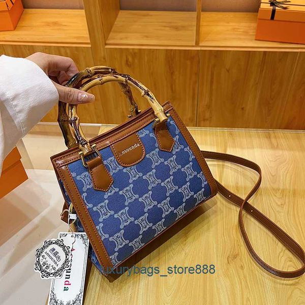 factory 90% off female bag big clearance sale contrast color bamboo knot tote for women's new autumn 2023 fashionable and foreign style
factory 90% off female bag big clearance sale contrast color bamboo knot tote for women's new autumn 2023 fashionable and foreign style