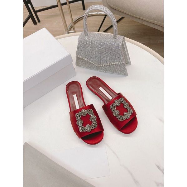 quality summer luxury rhinestone flat slippers sandals shoes lurum satin women slippers slip on beach slide flats flip flops sandalias eu38-, Black
quality summer luxury rhinestone flat slippers sandals shoes lurum satin women slippers slip on beach slide flats flip flops sandalias eu38-, Black