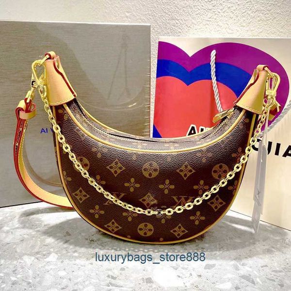 design bag online export clearance wholesale women's 2023 new fashion versatile shoulder pvc crcent removable chain underarm
design bag online export clearance wholesale women's 2023 new fashion versatile shoulder pvc crcent removable chain underarm
