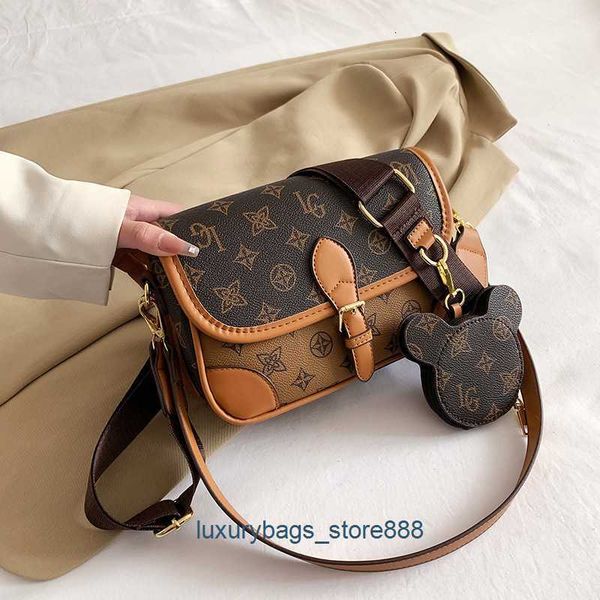 store wholesale handbag online export contrast color stitching small square bag for women 2023 new fashion one-shoulder cross-body
store wholesale handbag online export contrast color stitching small square bag for women 2023 new fashion one-shoulder cross-body