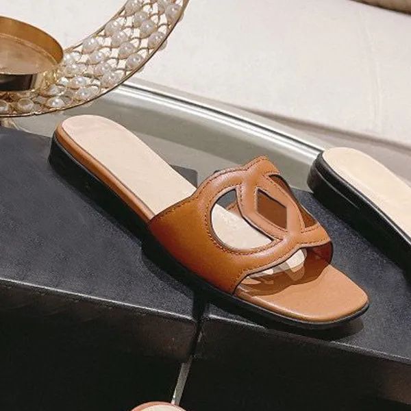women beach slippers designer shoe soft cowhide leather thick heels metal woman baotou sandals diamonds pearl high heeled shoes large s, Black
women beach slippers designer shoe soft cowhide leather thick heels metal woman baotou sandals diamonds pearl high heeled shoes large s, Black