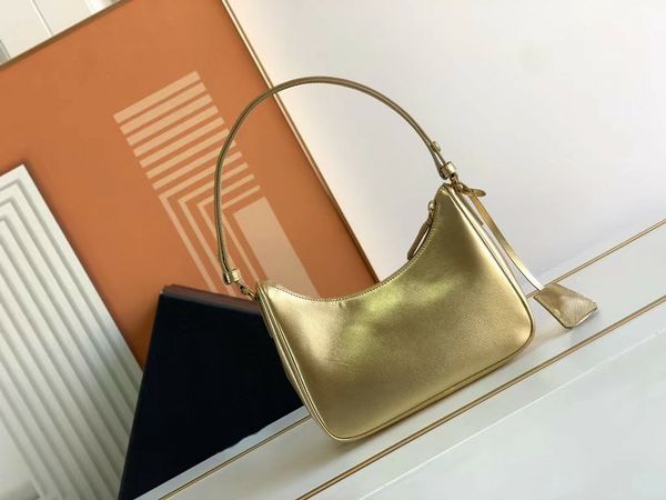 prad bags 2000 designer re-edition re-nylon recycled nylon hobo bags enamel metal triangle underarm shoulder bag gold hardware purse 2023 fa
prad bags 2000 designer re-edition re-nylon recycled nylon hobo bags enamel metal triangle underarm shoulder bag gold hardware purse 2023 fa