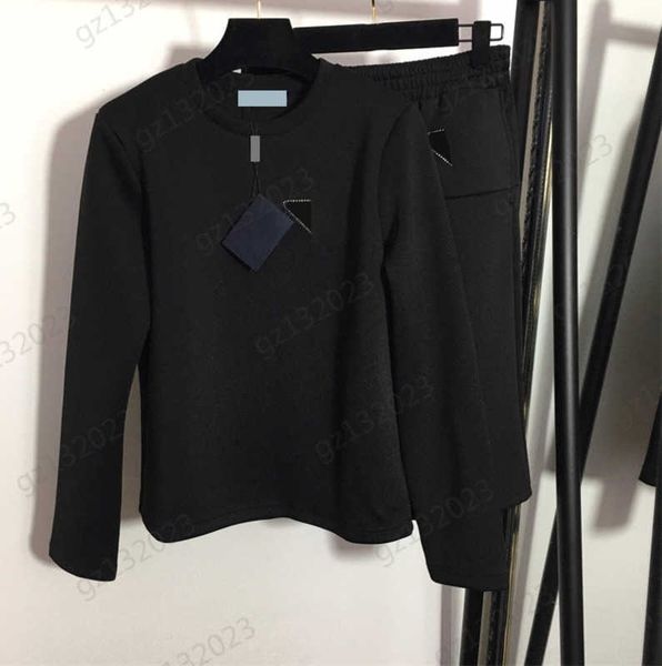 autumn and winter two piece dress chest drill logo round neck long sleeve sweatshirts t-shirt match high-waisted slit skirts elegant two pie, White
autumn and winter two piece dress chest drill logo round neck long sleeve sweatshirts t-shirt match high-waisted slit skirts elegant two pie, White