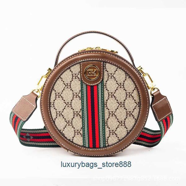 95% off factory direct handbag fk fu women's bag old flower round cake autumn and winter advanced feeling crossbody small 2023 new
95% off factory direct handbag fk fu women's bag old flower round cake autumn and winter advanced feeling crossbody small 2023 new
