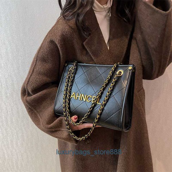 factory 90% off female bag big clearance sale advanced sense large capacity versatile fashion chain women's 2023 new niche dign tote
factory 90% off female bag big clearance sale advanced sense large capacity versatile fashion chain women's 2023 new niche dign tote