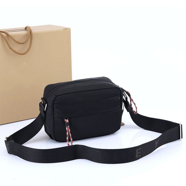 luxury brand vintage plaid diagonal backpack designer bag men women outdoor sports camera bag fashion purse 19138
luxury brand vintage plaid diagonal backpack designer bag men women outdoor sports camera bag fashion purse 19138