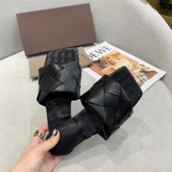 2023 new designer dress shoes sandals summer slipper women leather mules squared sole the lido sandal party slippers, Black
2023 new designer dress shoes sandals summer slipper women leather mules squared sole the lido sandal party slippers, Black