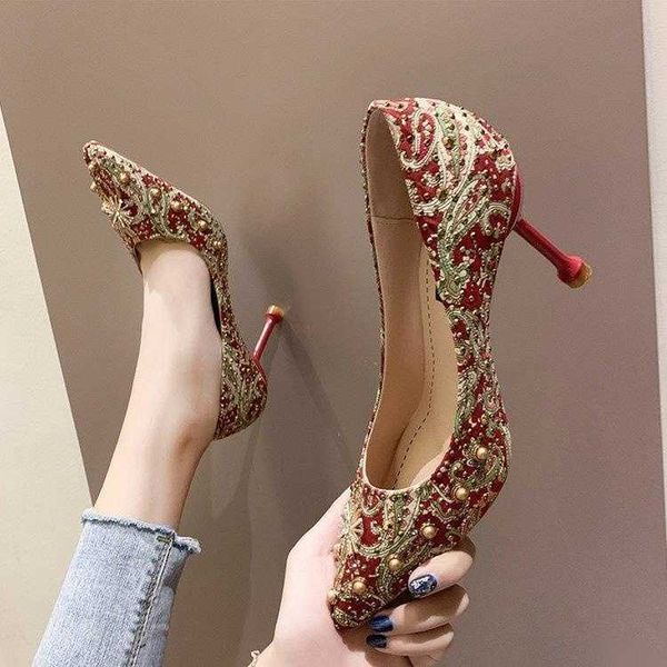 dress shoes glitter crystal metal snow single shoes red/black women wedding shoes pointed toe thin high heels slip on pumps stilettos g23020
dress shoes glitter crystal metal snow single shoes red/black women wedding shoes pointed toe thin high heels slip on pumps stilettos g23020