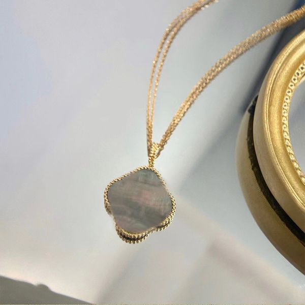 fashion designer necklace classic elegant clover gold necklaces gift for woman jewelry pendant highly quality 18 color mens lady silver neck
fashion designer necklace classic elegant clover gold necklaces gift for woman jewelry pendant highly quality 18 color mens lady silver neck