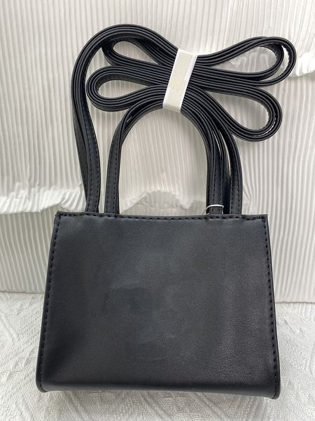 tote bags four seasons crossbody shopping bag designer purses and handbags lady luxury famous brands pu shoulder bag for women gifts 2023 su
tote bags four seasons crossbody shopping bag designer purses and handbags lady luxury famous brands pu shoulder bag for women gifts 2023 su