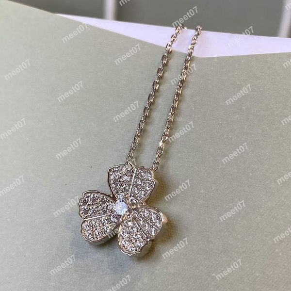 frivo necklace ladies classic designer clover diamond pendant necklaces for women jewelry, Silver
frivo necklace ladies classic designer clover diamond pendant necklaces for women jewelry, Silver
