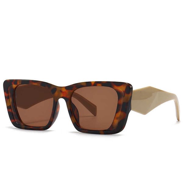 outdoor eyewear new fashion large frame square women's style sunglasses women's net red high sense, White;black
outdoor eyewear new fashion large frame square women's style sunglasses women's net red high sense, White;black