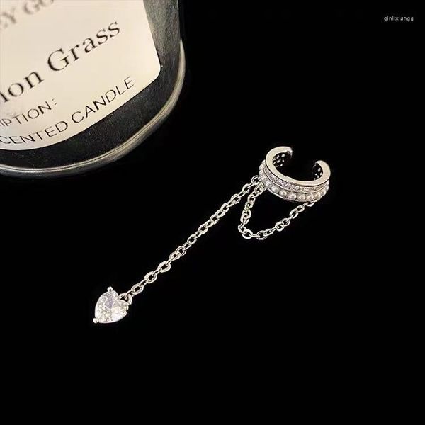 2023 backs earrings 2023 fashion zircon tassel ear cuffs siliver cuff clip for women earcuff no piercing fake cartilage no box, Silver
2023 backs earrings 2023 fashion zircon tassel ear cuffs siliver cuff clip for women earcuff no piercing fake cartilage no box, Silver