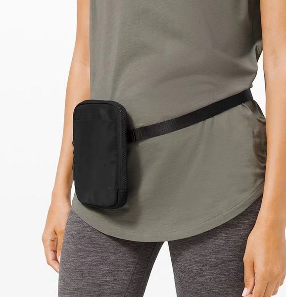 luxury bumbags fanny packs mens card holder women wallets lulu belt bags onthego crossbody purse key pouch 19cm 11755
luxury bumbags fanny packs mens card holder women wallets lulu belt bags onthego crossbody purse key pouch 19cm 11755
