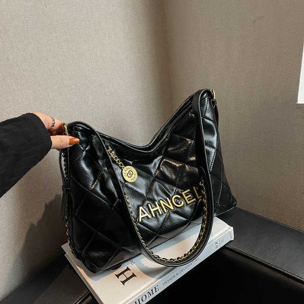store clearance promotion handbag online export large capacity bag women's 2023 new fashion autumn and winter shopping small xiangfeng
store clearance promotion handbag online export large capacity bag women's 2023 new fashion autumn and winter shopping small xiangfeng