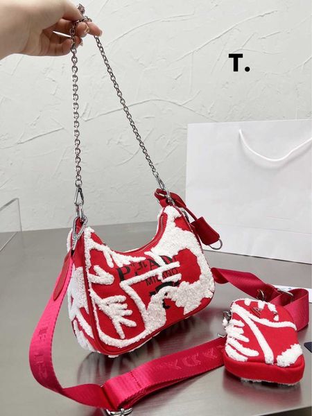 autumn and winter high wage 3d towel embroidery three in one cross body bill of lading shoulder bag new three piece women's bag
autumn and winter high wage 3d towel embroidery three in one cross body bill of lading shoulder bag new three piece women's bag