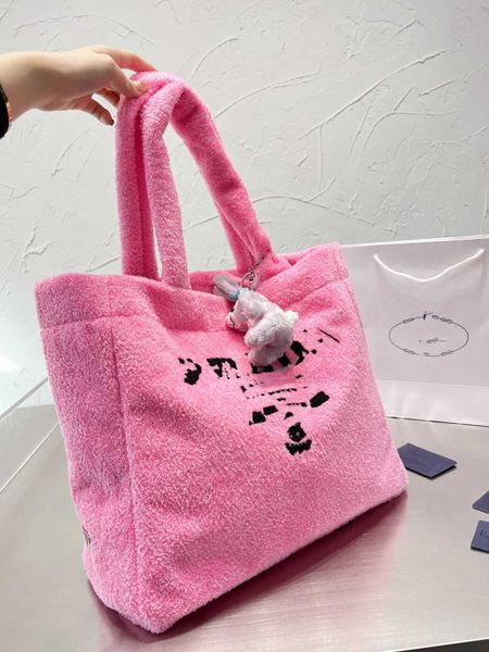 marry soft face bag women's large capacity autumn new shoulder bag tote bag fashion versatile handbag
marry soft face bag women's large capacity autumn new shoulder bag tote bag fashion versatile handbag