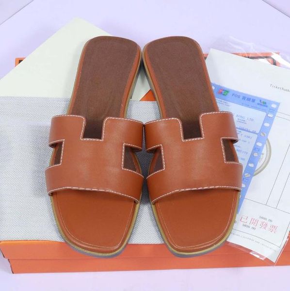 dio designer slippers slide beach slippers classic flat heel summer lazy designer fashion cartoon big head flops leather lady slides women s, Black
dio designer slippers slide beach slippers classic flat heel summer lazy designer fashion cartoon big head flops leather lady slides women s, Black